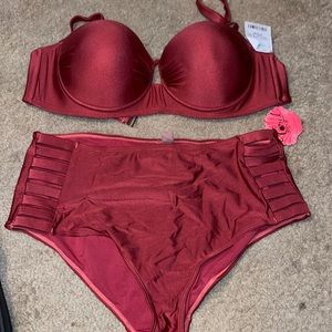 Women’s bathing suit